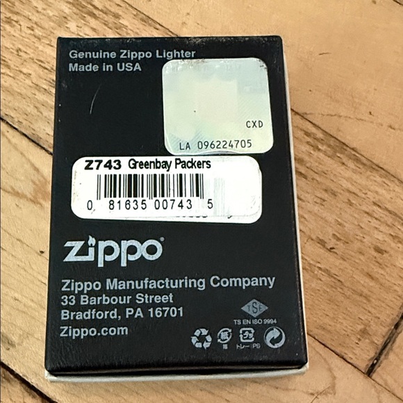 Packers Zippo Lighter - new in box Green Bay NFL - Picture 6 of 6